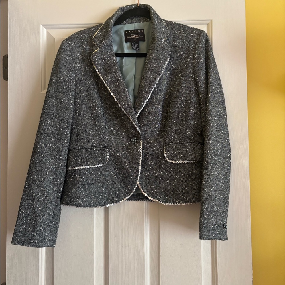 Tailor B. Moss Gray Cropped Blazer with Notched Lapels